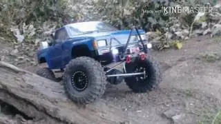 Axial SCX10 toyota build