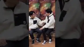DW was like: you can't hit me, there's a camera 🤣 #day6 #sungjin #dowoon #shorts