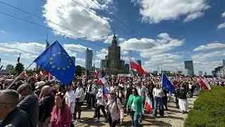 Thousands attend rival marches in Warsaw as Poland's presidential runoff nears