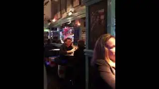 V&iacute;tejte v Cafe 80's