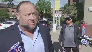Judge blocks sale of Infowars