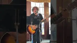 Joe Caravella of The Reign performs the MikeNesmith Classic 