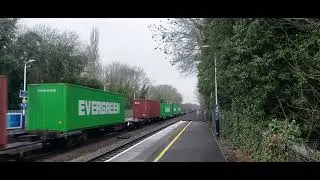 66309 'Charley Wallace' passing through Warwick 
