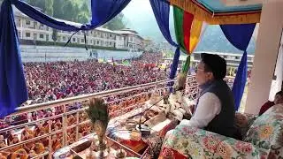 HH Kyabje Rinpoche encouraged everyone to stop eating meat or at least eat less to devotes