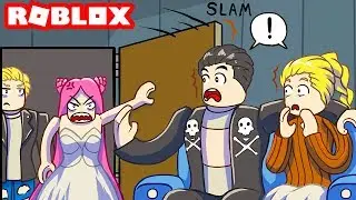 His Girlfriend Caught Him Cheating On Her... | Roblox Royale High Roleplay