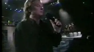 Pepe Willberg - Kaukaa kaipaan