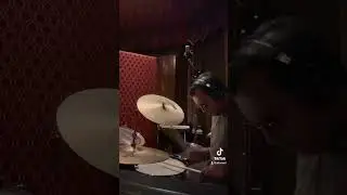 That laid back swing hits different yall #studiodrummers #boombapdrums