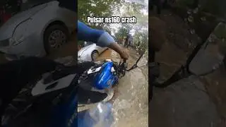 pulsar ns160 crash 😔#youtubeshorts #trending #crash #bikecrush #ns160 #trending #ns200 #bikeride