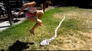 Banzai Water Wiggles (Snake Water Toy) Demo