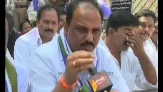 Ananthapur : YSRCP leaders protest on RTC Charges hike - 27th Oct 2015