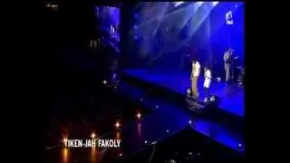 Live Tiken Jah Fakoly & Asa au Francofolies de La Rochelle 2011.wmv