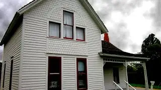 Villisca Ax Murder House Tour...