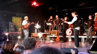 Willi Resetarits, Stubnblues, Ernst Molden, Martin Spengler & die foischn Wiener: I standat auf