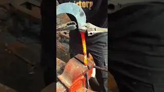 The process of making a sharp sickle #shorts