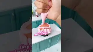 Baking Tiny Pink Lace Cake 👅 #tinyfood #tinybaking #miniaturekitchen #miniaturecooking