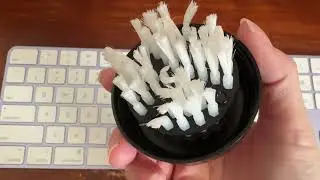Quick Review: Best Cleaning Tool for Keyboards and Tech Gear