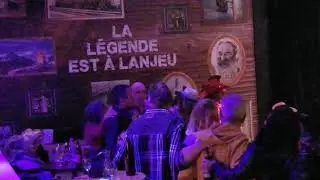 Carole Ann King et Dani Daraîche...Medley