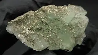 187 Fluorite Pyrit ca 4x3,5x2 cm El Hammam Marokko 1985