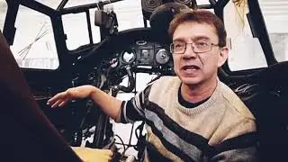 German Junkers Ju 88 dive bomber - quick tour cockpit (2)