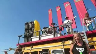 Bazzookas - audience of Bazzookas bus live @ Pohoda 2023