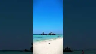 Life is too short to stay at home, travel with me? 🏝️ #philippines #travelphilippines #boracay