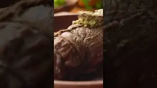 Tender Clay Pot Roasted Spiced Meat: A Culinary Delight
