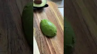 Почему авокадо стоит дороже, но его все покупают? #avocado #фруктоед #авокадо #food #доставкаеды