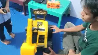 Review Bego Exacavator Maenan Besar Harga 197rb