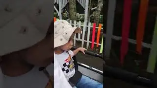 Kita lagi nyoba ngejar mama nya Varo yang jauh didepan