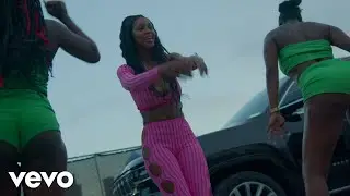 Bigg Britt - Super Soaker