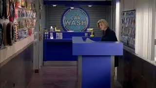 Breaking Bad - Skyler White demonstrates money laundering