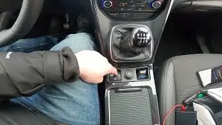 Как включить или отключить стояночный тормоз в Ford Kuga II (2012&ndash;2019)