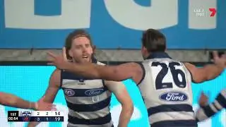 Cameron Guthrie kicks an incredible checkside v Melbourne | AFL Round 17 2022