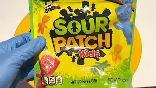 Sour Patch Kids Candy Tray / Organizing by Color / Satisfying / ASMR