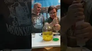 Дегустируем настойку 