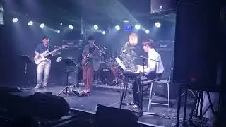 [sugar plum] jazz pistols -  teen town (live)