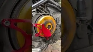 Ducati M900 dry clutch sound 🛠