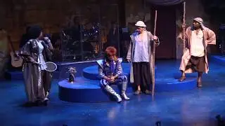 RICK MAKES THE AUDIENCE HIS SHEEP! LITTLE DRUMMER BOWIE