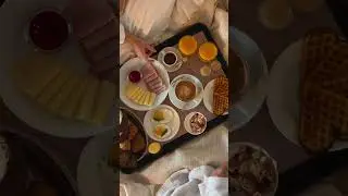 Roomservice p&aring; Admiral Hotel