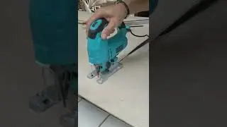 Potong triplek menggunakan mesin jigsaw nrt pro