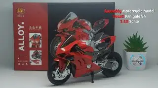 Assembly Ducati Panigale V4 - Motorcycle 1:12 Scale Model Kit
