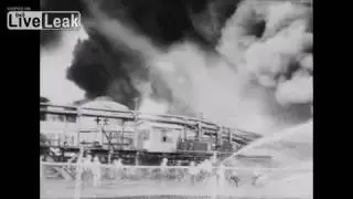 LiveLeak - Amazing Massive Industrial Fire In Indiana  - 1955