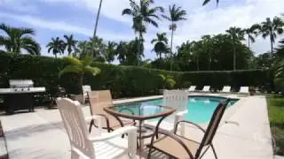 Stately Van Buren 3 Bedrooms 2.5 Bathrooms