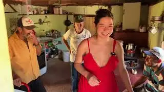 CHEGARAM OS PISOS PARA O QUARTO DO DECO