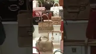 #ytshorts #mumbai #vivianamall #bag #shorts #shopping