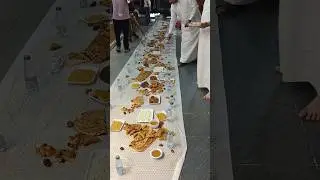 Alhamdulillah iftar party,Eamin,Saudi',India, Bangladesh all another country peapole. #food #eating