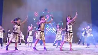Standard - Jr.kg || Retro Theme Performance || Supreme Public School ||