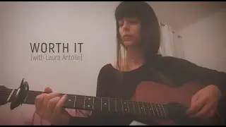 5  HOLA LIS Worth it with Laura Antol&iacute;n