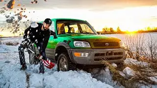 I got my &lsquo;90s RAV4 Stuck in Deep Snow at Nightfall