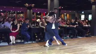 Dana Frigoli y Jon Lambert at LA DEL CENTRO MILONGA (1/2)